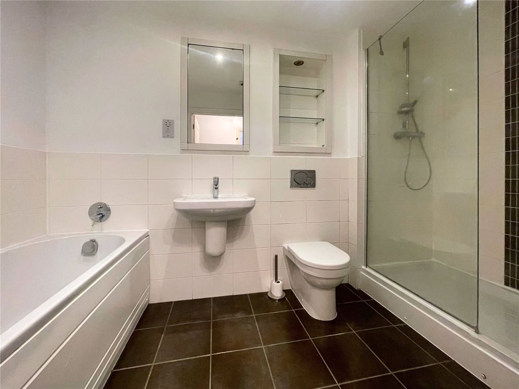 Property photo 3 of 11 Picture No. 08