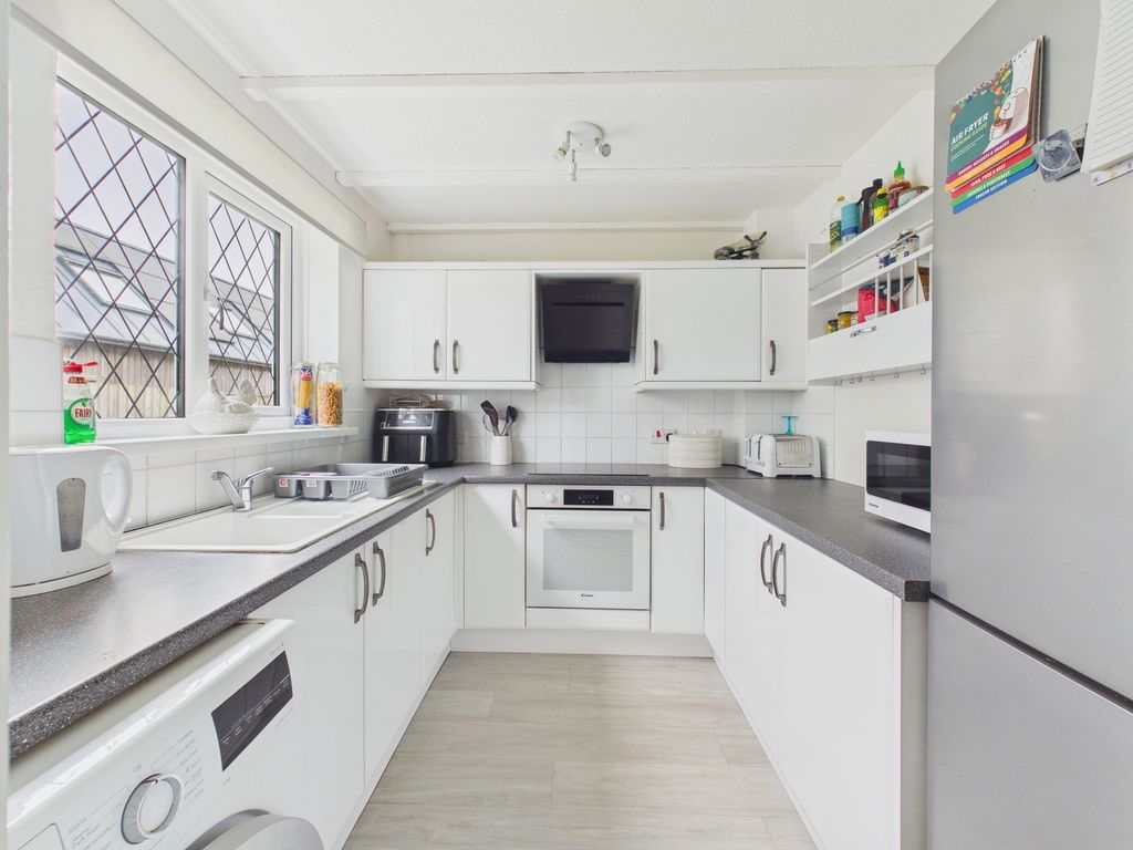 Property photo 2 of 17