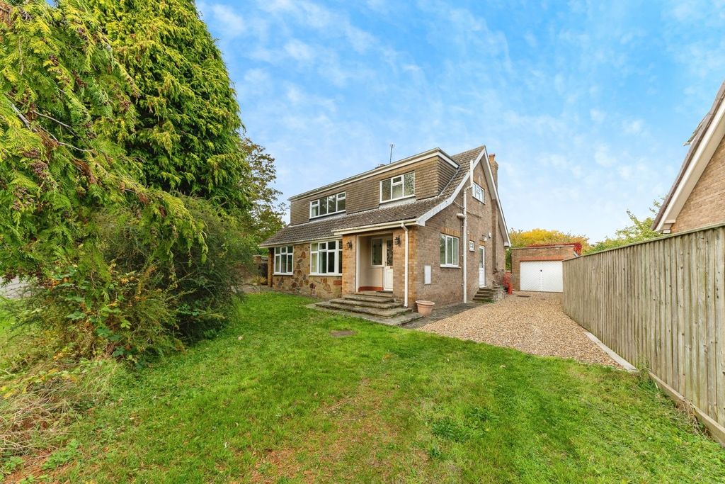 Property photo 1 of 18