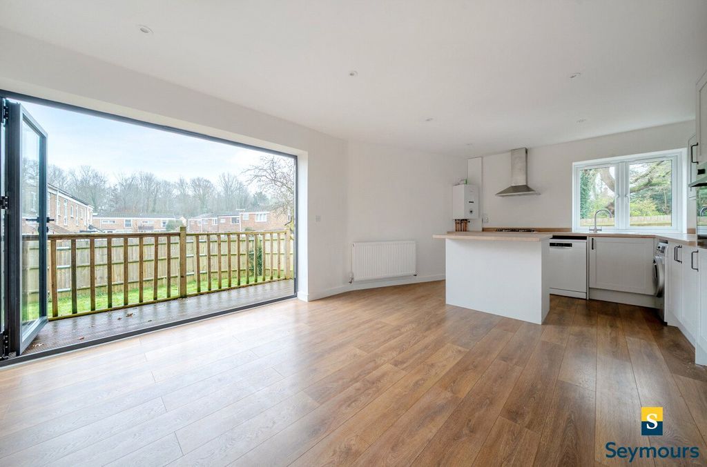 Property photo 2 of 22 Picture No. 01