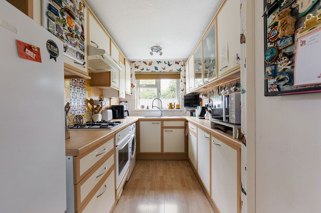 Property photo 3 of 14