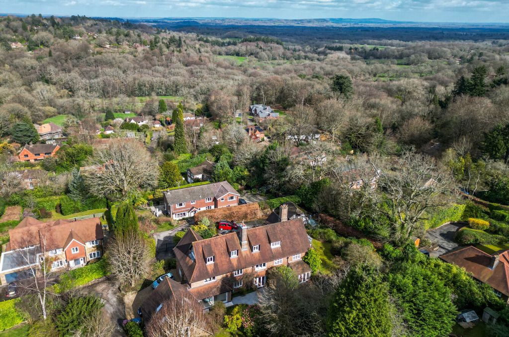 Additional image 32 of 4 bed semi-detached house for saleHaslemere, Surrey GU27