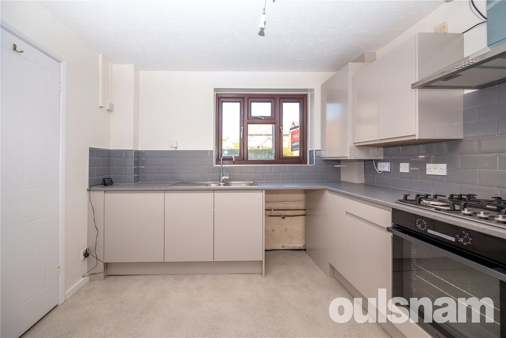 Property photo 2 of 18 Picture No. 10