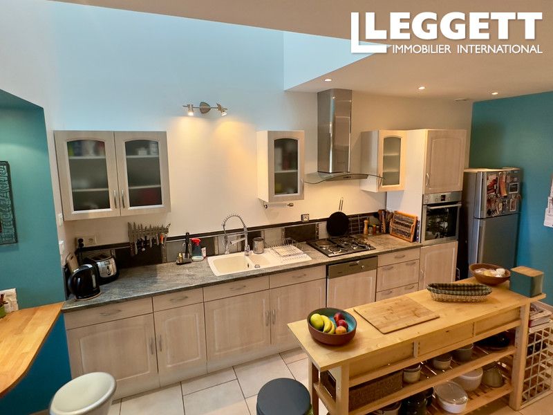 Property photo 3 of 10