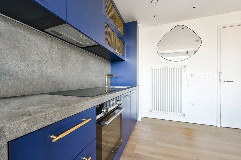 Property photo 2 of 13 Douglass Tower