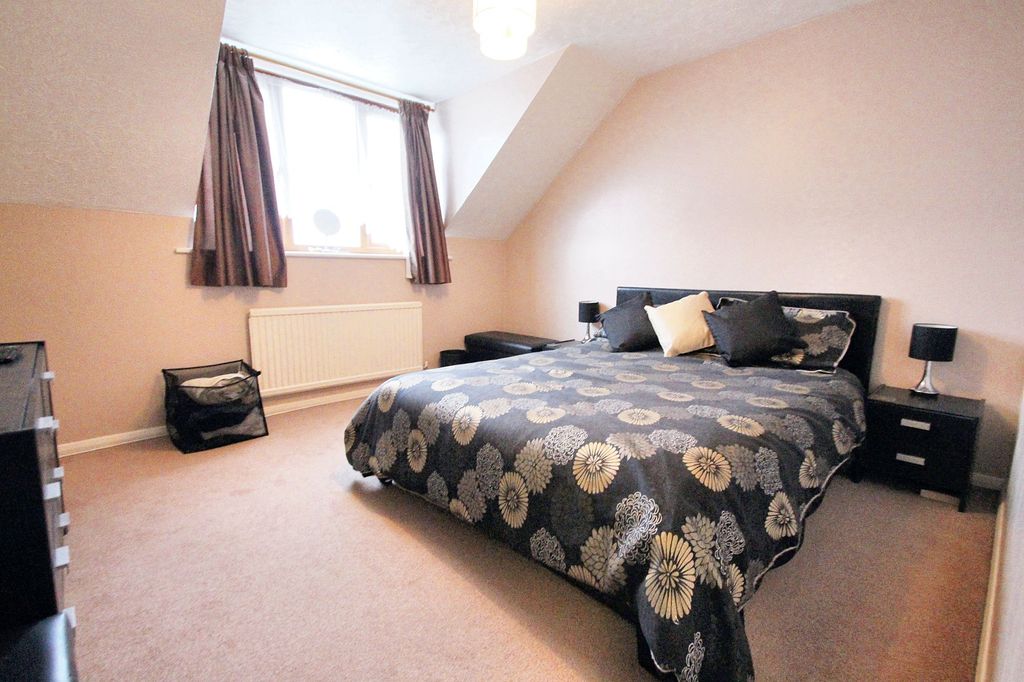 Property photo 3 of 7