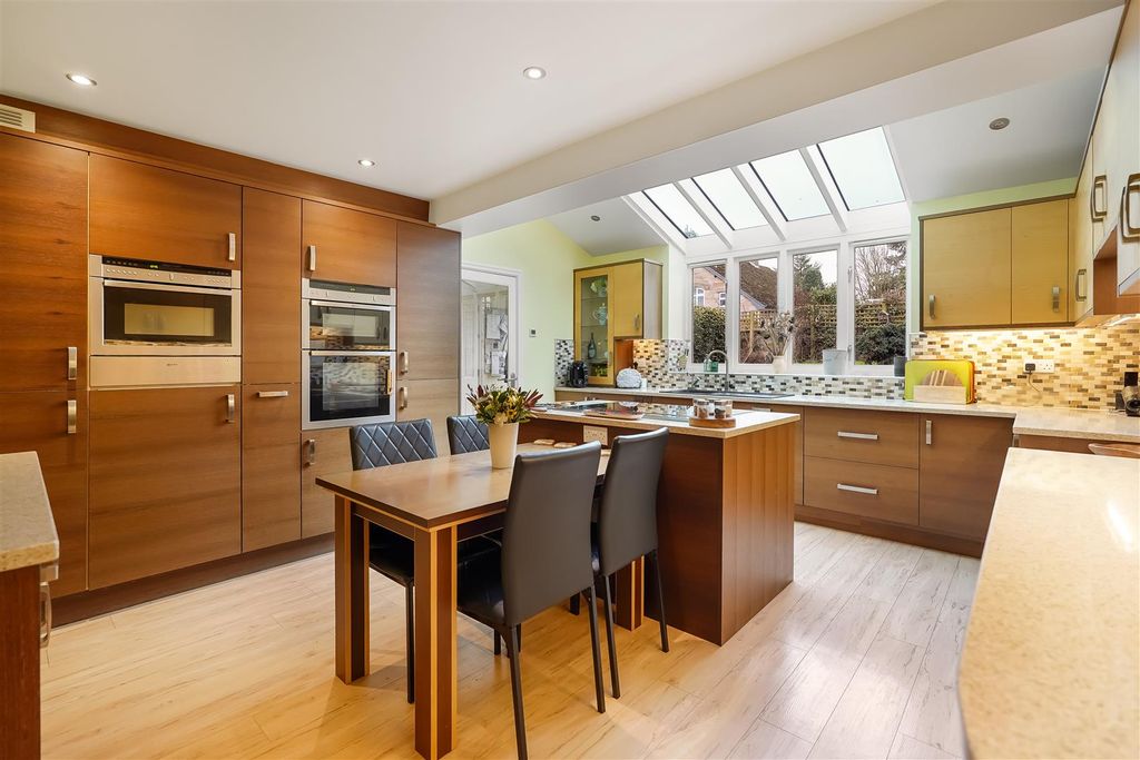 Property photo 3 of 50 Dsc01230.Jpg