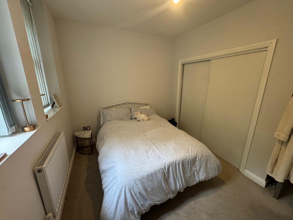Property photo 3 of 7 Gallery