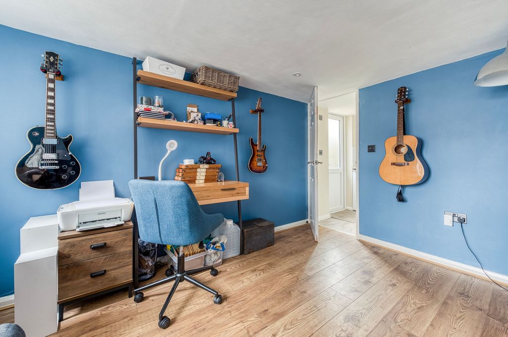 Additional image 16 of 3 bed semi-detached house for salePilgrims Way, Harleston IP20