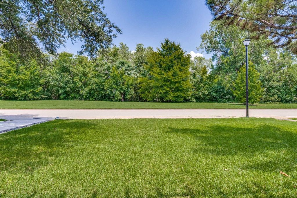 Property photo 3 of 27 <Alttext/>