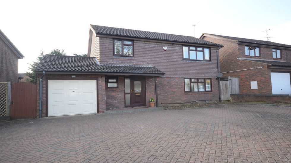 Property photo 1 of 8 Front 18.02.17Resize