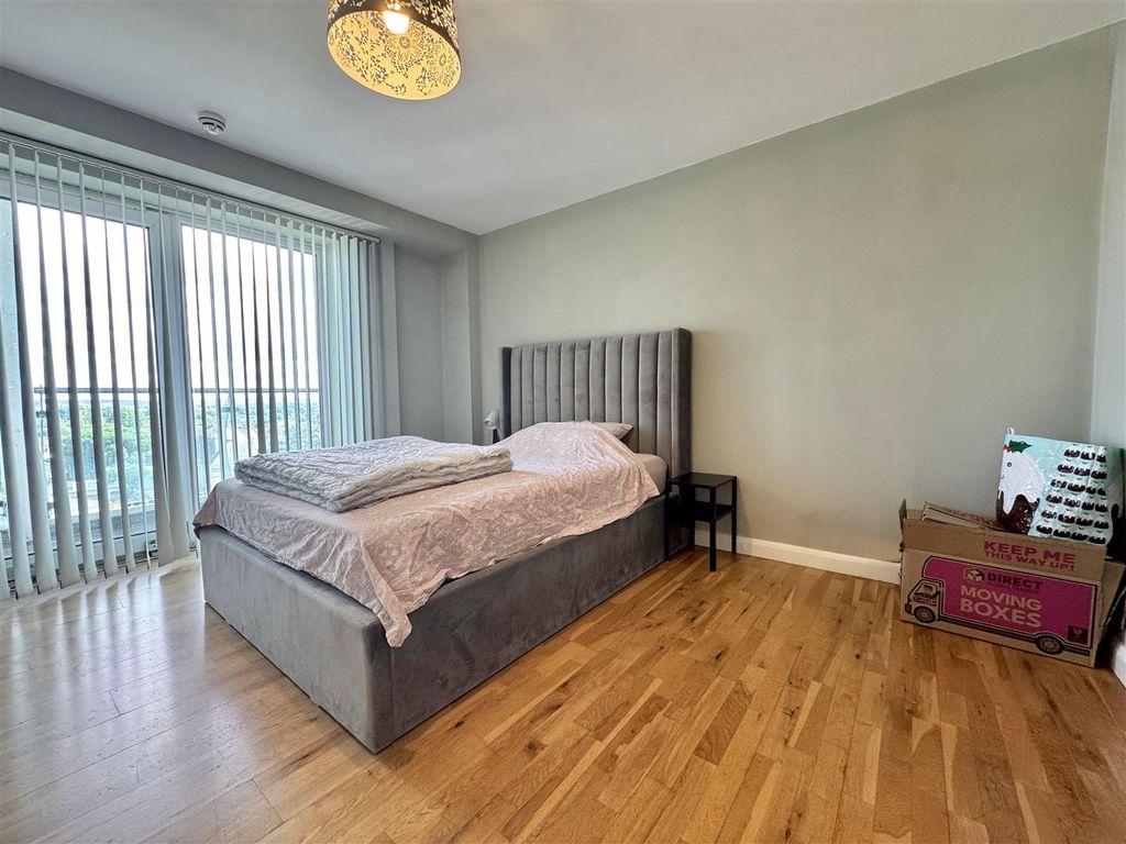 Property photo 3 of 12 B23d32Fe-F570-4227-A328-056Efa02F581.Jpg
