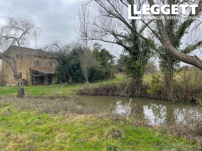 Property photo 2 of 10