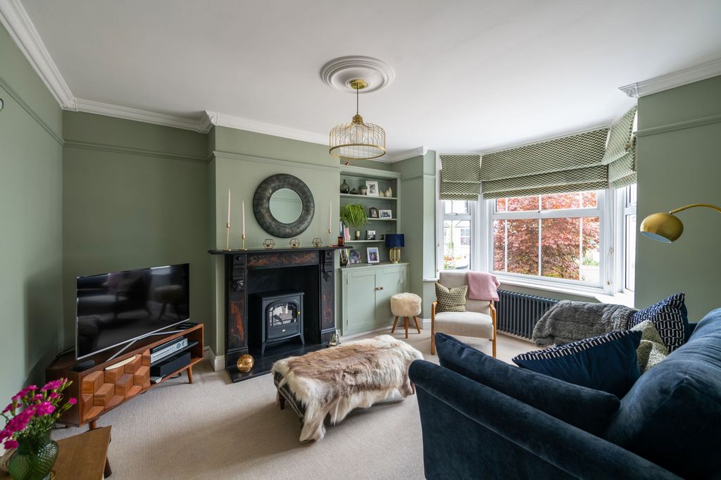 Property photo 3 of 23