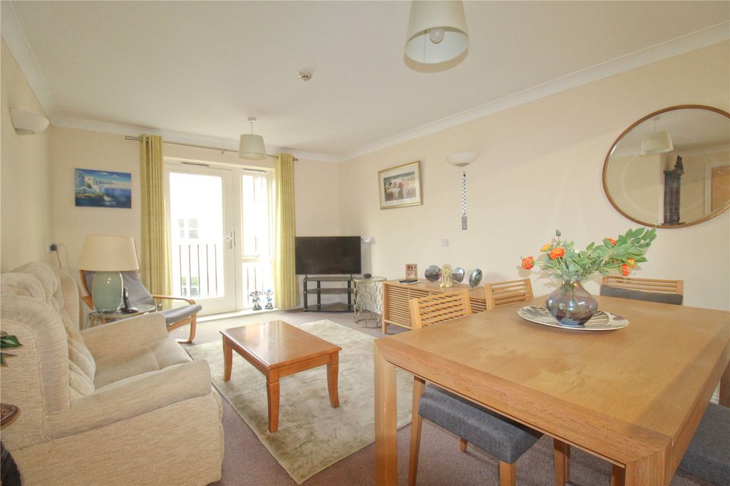 Property photo 3 of 14 Picture No. 13