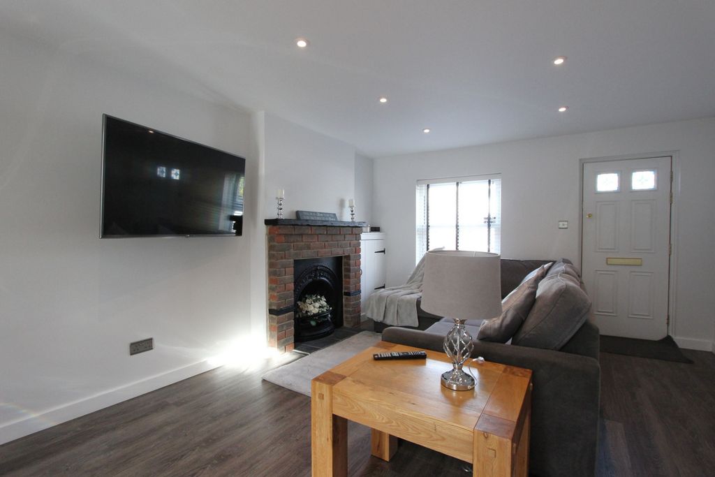 Property photo 3 of 15 Photo 3