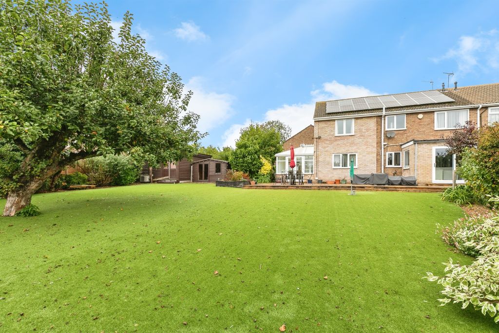 Property photo 2 of 17