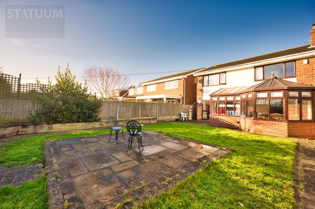 Property photo 3 of 16