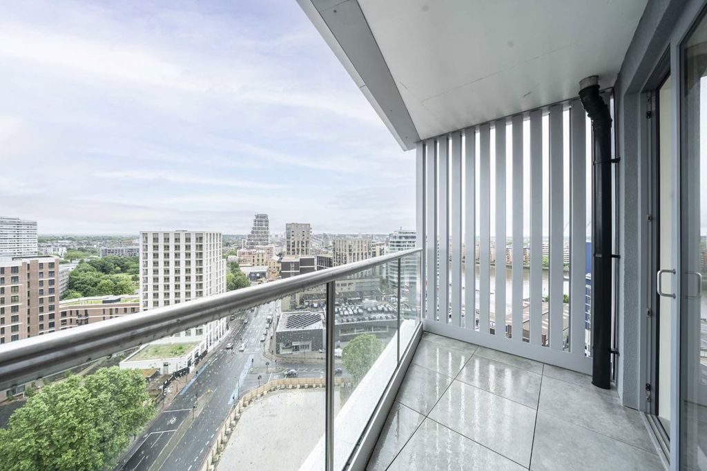 Property photo 3 of 8