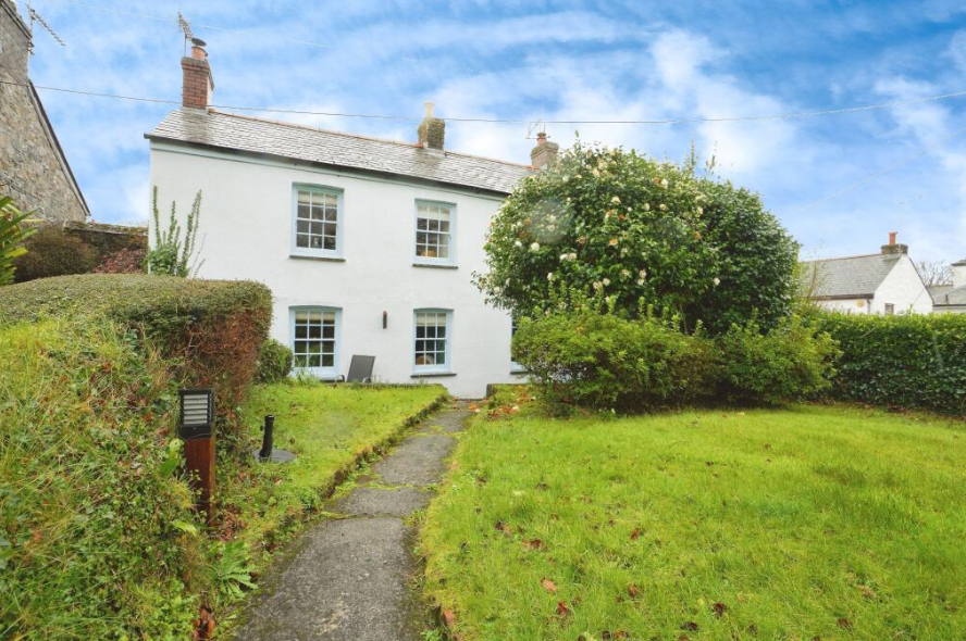 Property photo 1 of 11