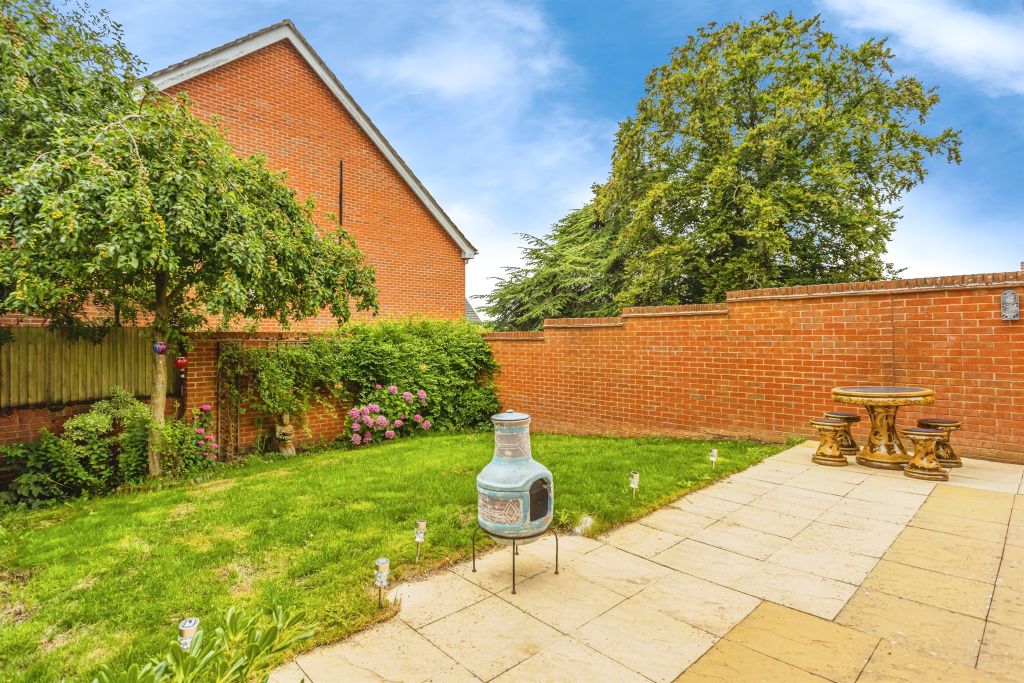 Property photo 2 of 16