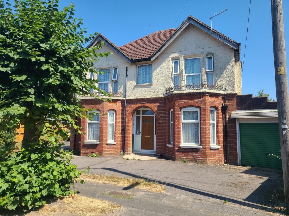 Property photo 1 of 20
