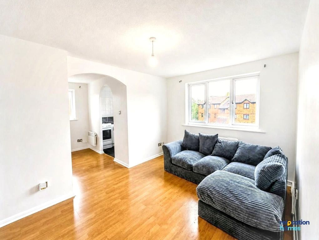 Property photo 1 of 5