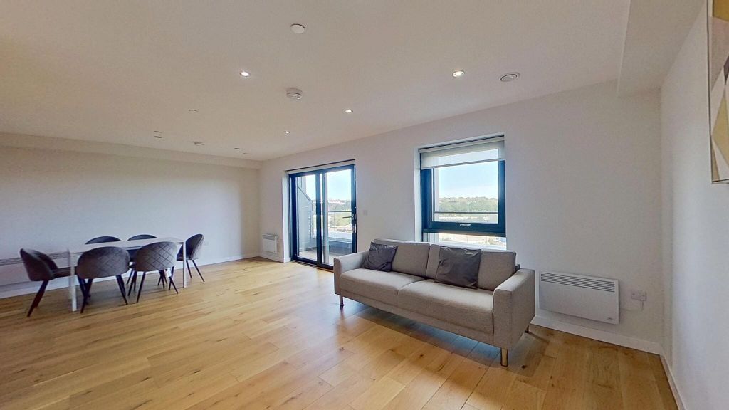 Property photo 1 of 45 Living Room