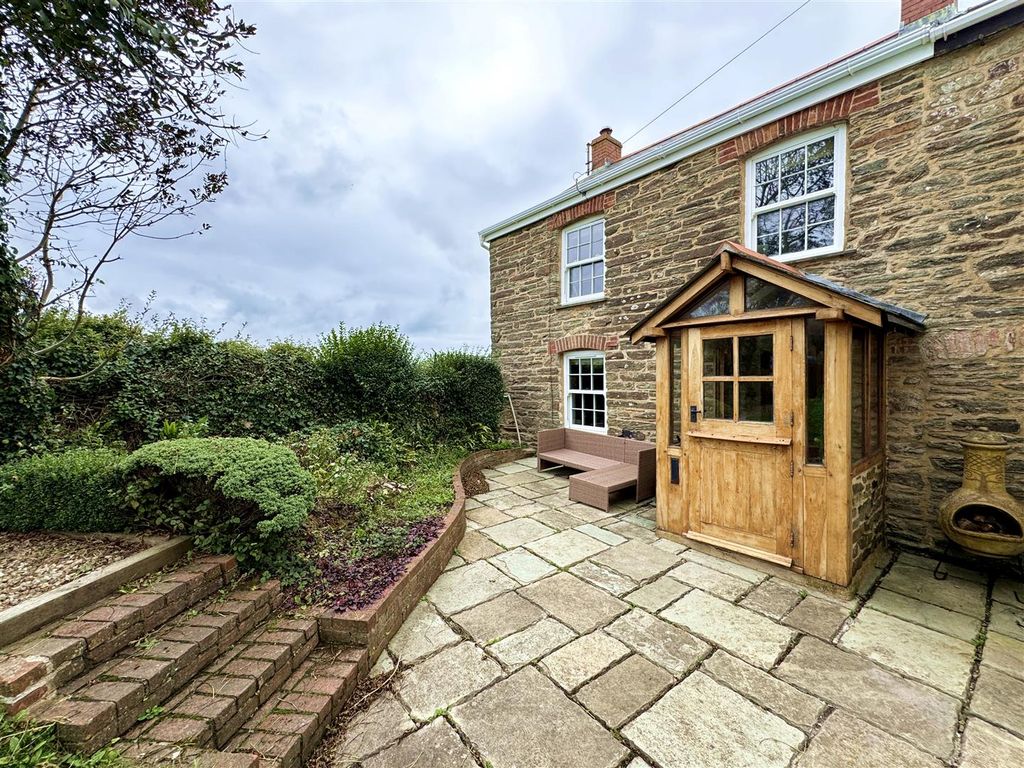 Property photo 2 of 25 The Cottage