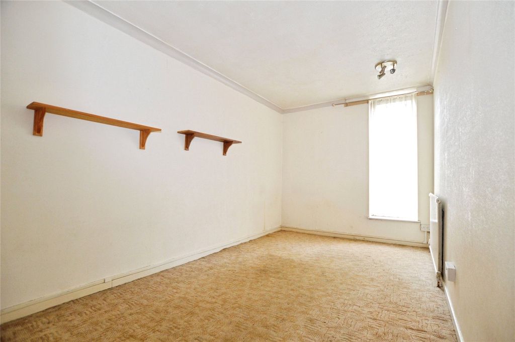 Property photo 3 of 14 Bedroom