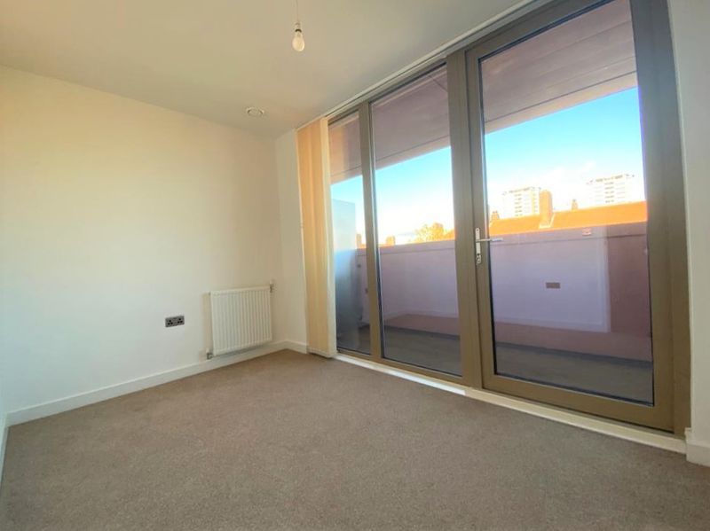 Property photo 3 of 10 Photo 2