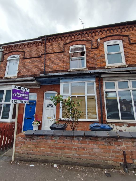 Property photo 1 of 19 2 Bed Terraced House For Sale Bordesley Green, Birmingham B9