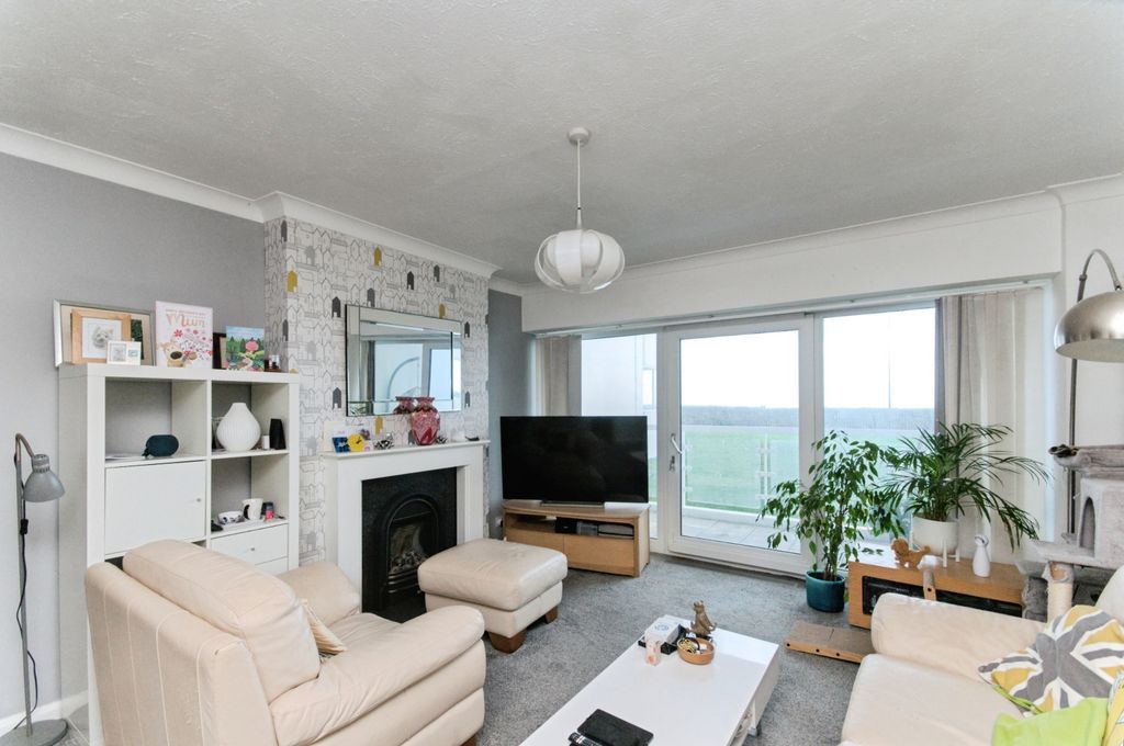 Additional image 8 of 2 bed flat for saleRoyal Parade, Eastbourne BN22