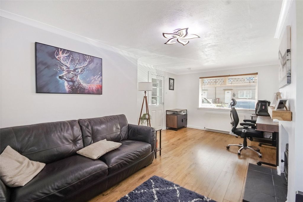 Property photo 3 of 21 Picture No. 04