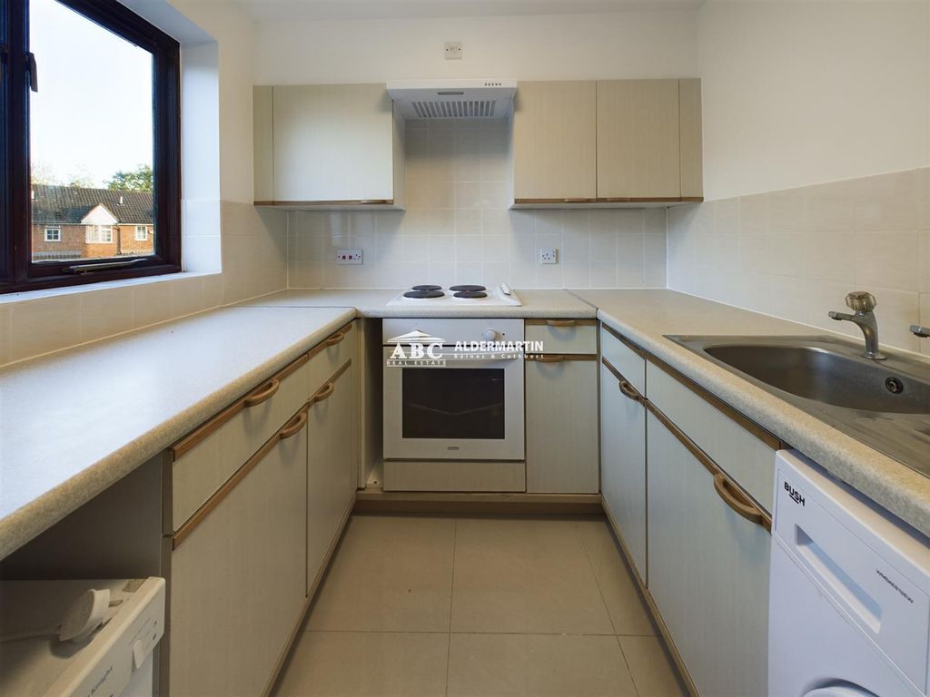 Property photo 2 of 6