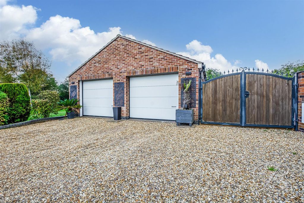Property photo 2 of 47 Ccltd-60.Jpg