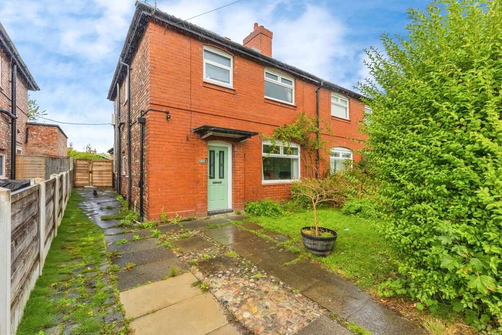 Property photo 1 of 17 Photo