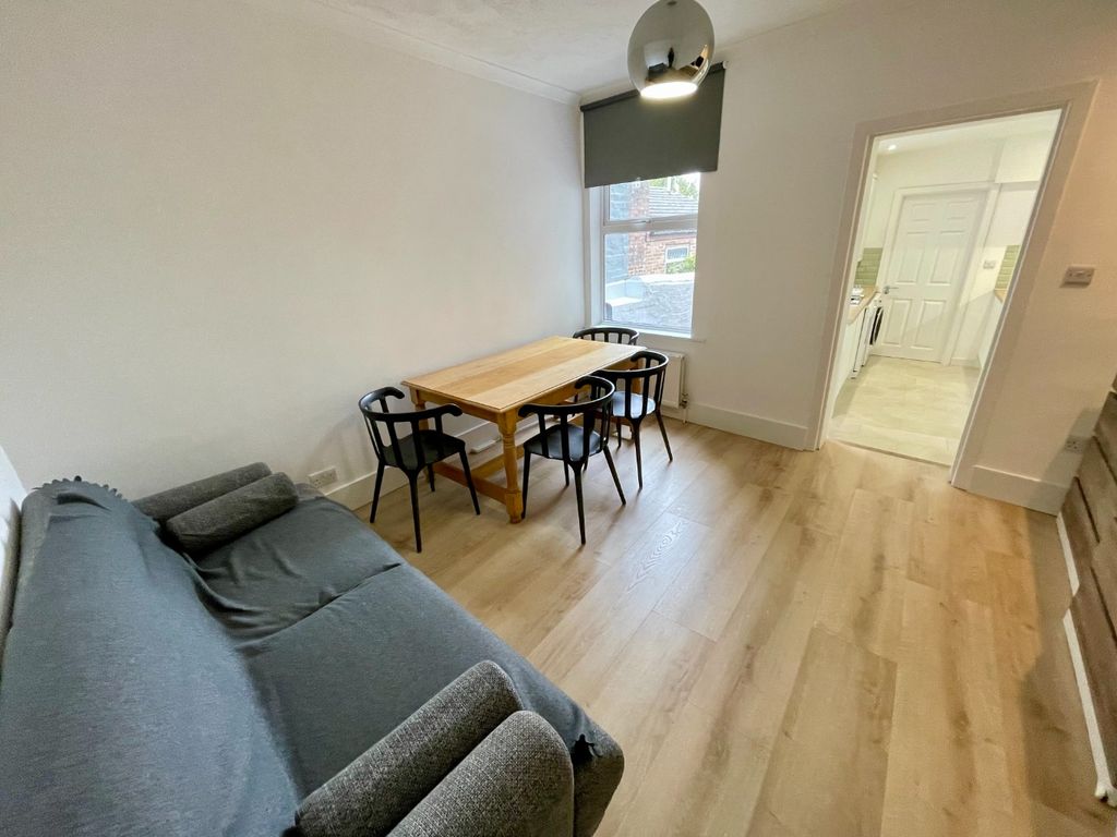 Property photo 3 of 14 4118994