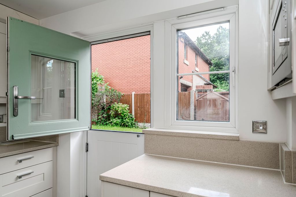 Property photo 3 of 52 Photo 64