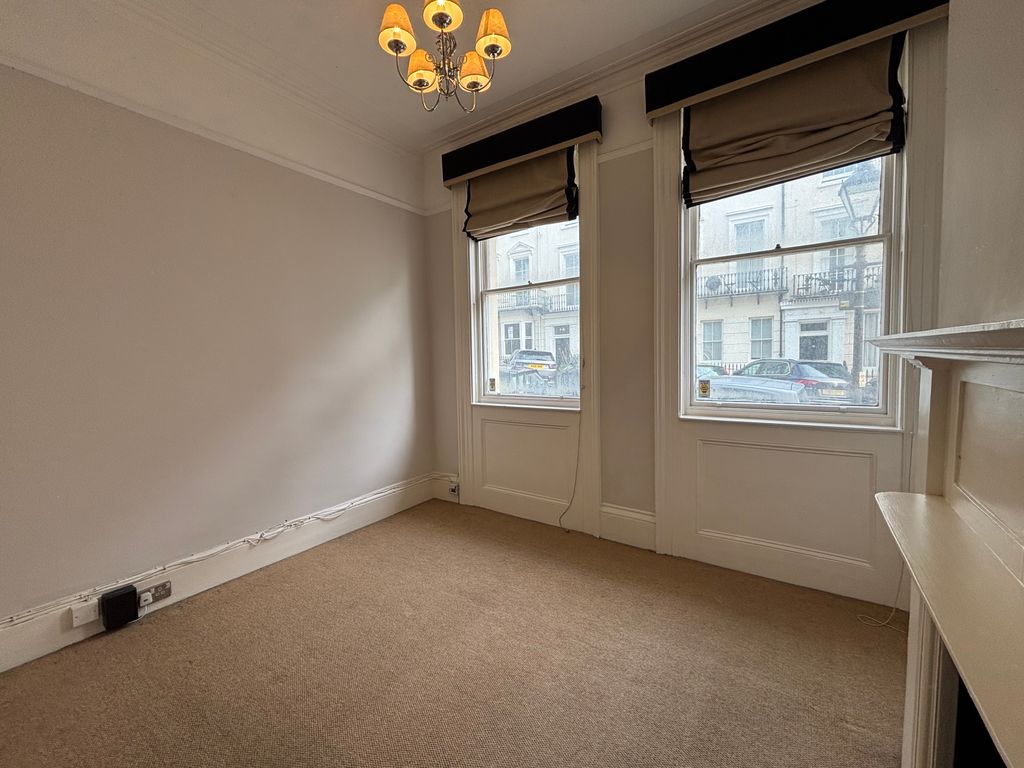 Property photo 2 of 9 Image