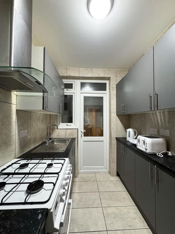 Property photo 3 of 3