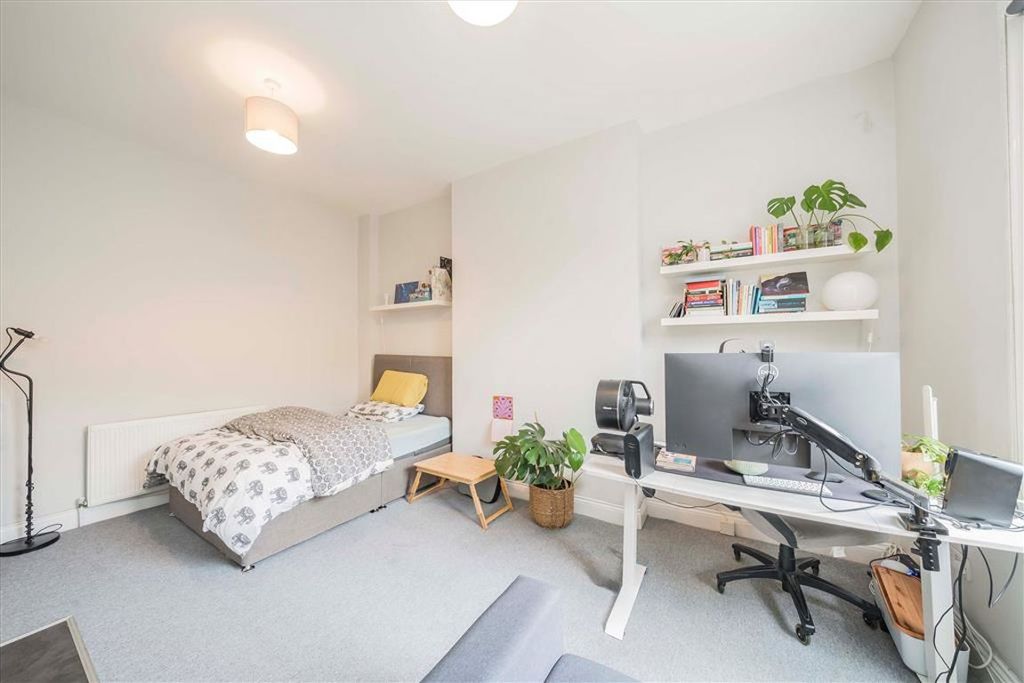 Property photo 2 of 4