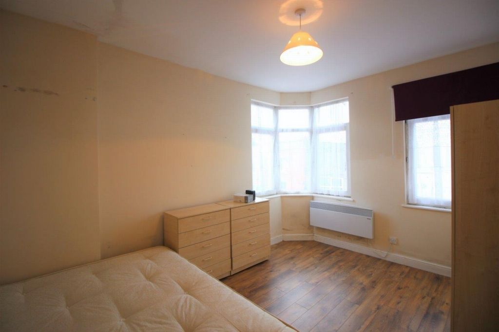 Property photo 2 of 5 Photo 2