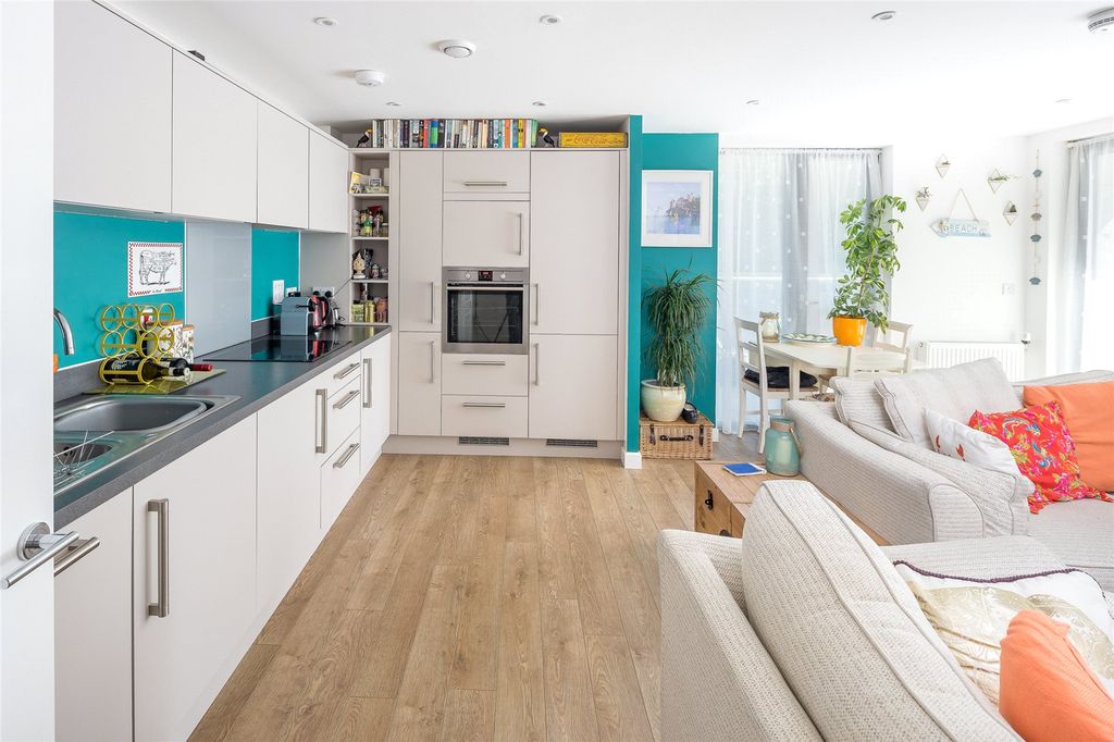 Property photo 1 of 25 Picture No. 67