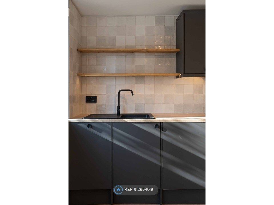 Property photo 2 of 15 Kitchen
