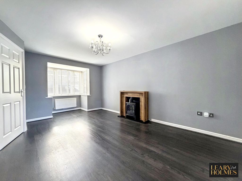 Property photo 2 of 31