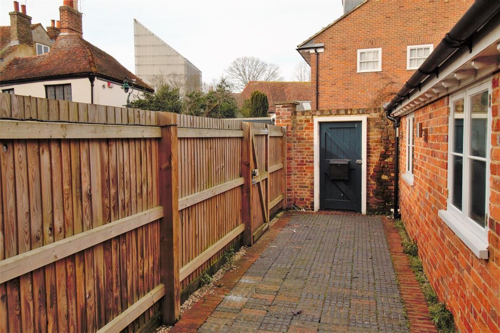 Property photo 2 of 22 Img_9489.Jpg