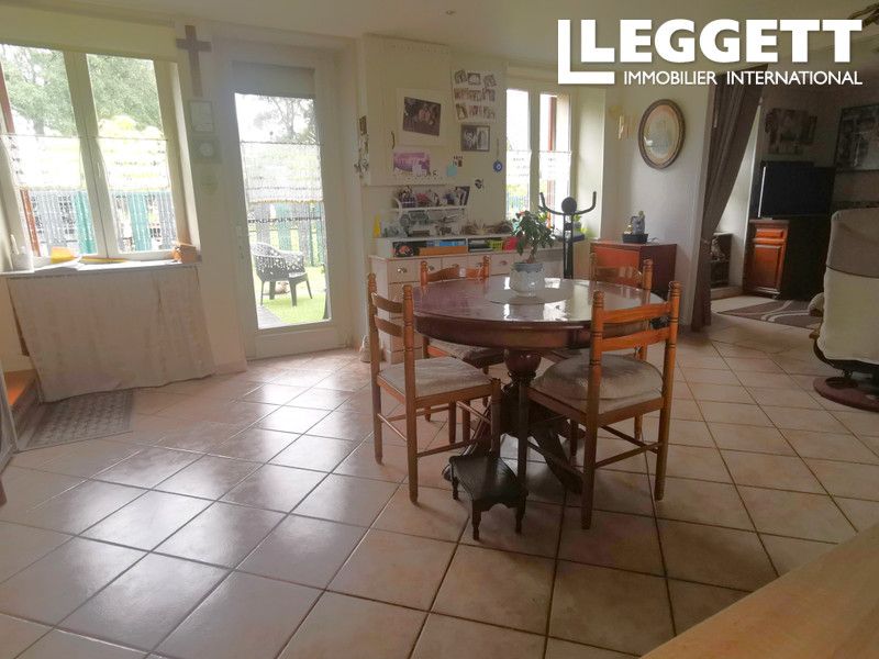 Property photo 3 of 10