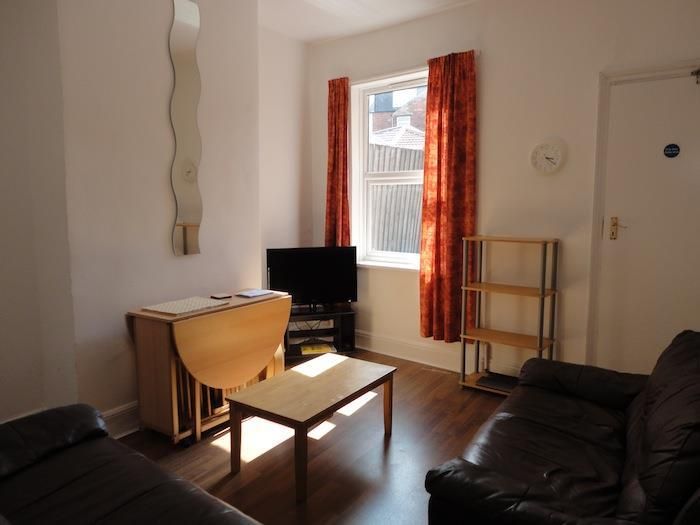 Property photo 2 of 10 Front