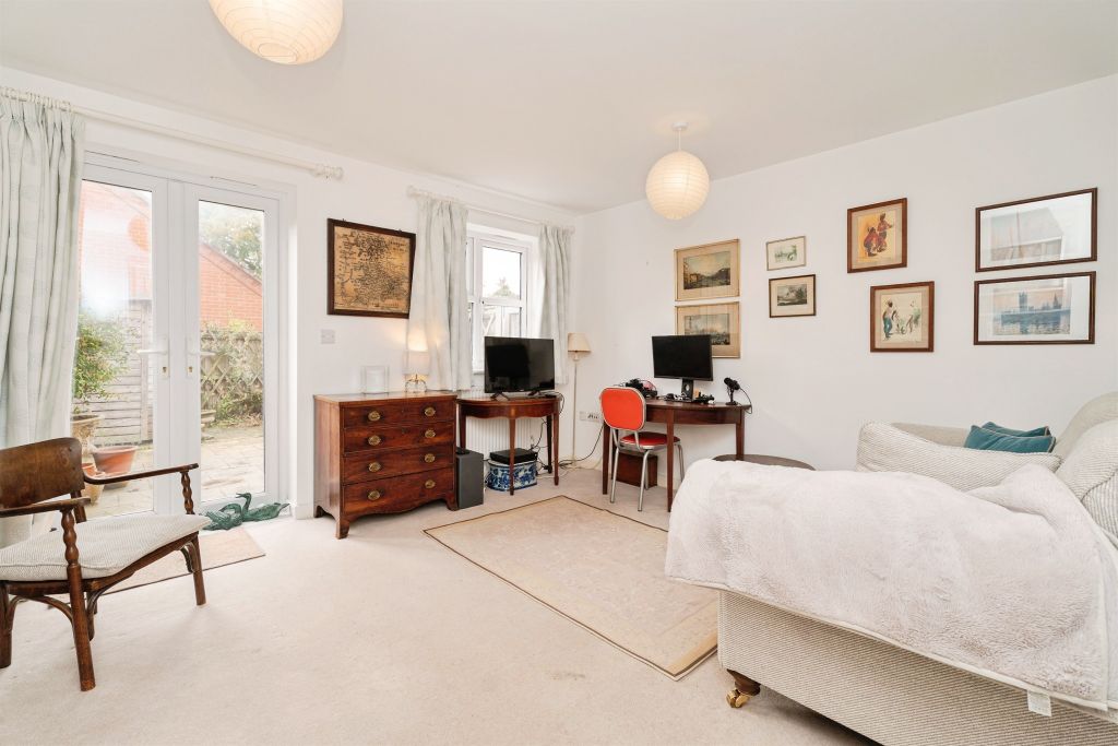 Property photo 2 of 17